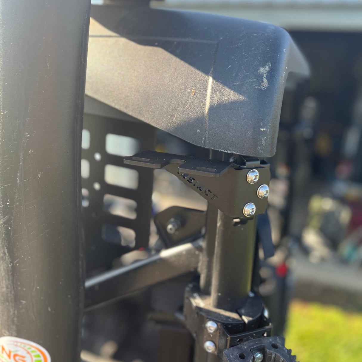 Rear worklight & aerial mount bracket for CFMoto UForce 600 and UForce 1000 – stainless steel powder coated black