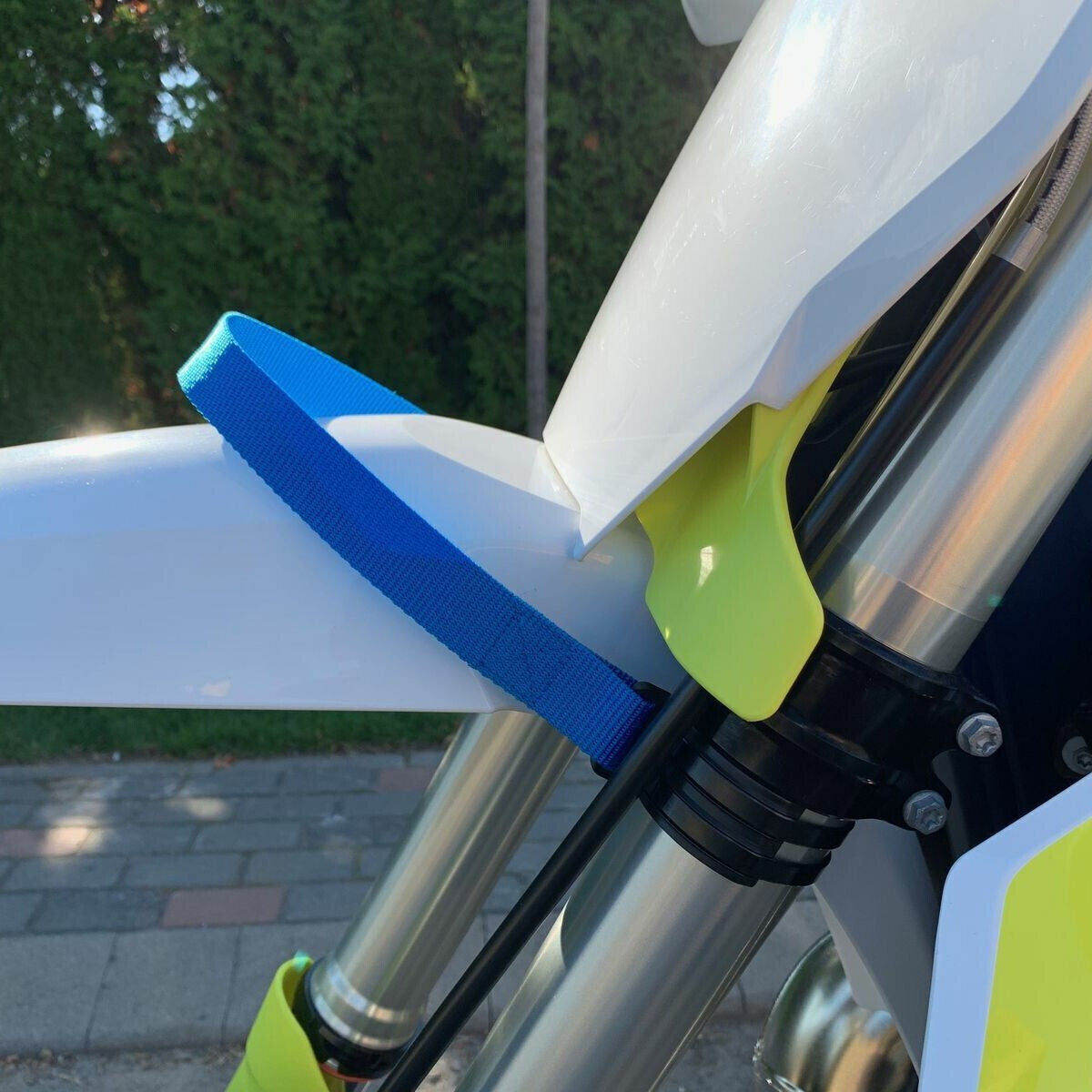 Enduro Lift Strap Kit HUSQVARNA 2+4 Stroke 2017-2019 Black