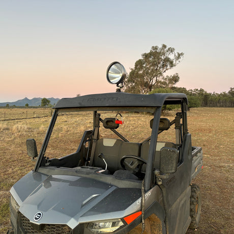 InSinct roof mounted spotlight support plate fitted to a CFMoto UForce 600 side by side vehicle.